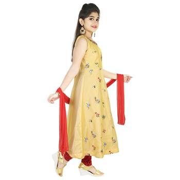 Yellow Embroidred Chanderi With Zardosi Handwork In A Gown With Salwar 2