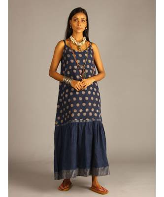 blue linen maxi with block print 1
