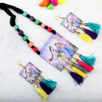 Multicolor Necklaces 1