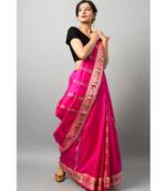 The beautiful Baluchari weave looks absolutely stunning in this dark pink avatar