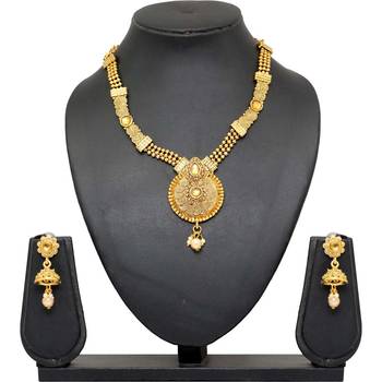 Gold necklace-sets 1