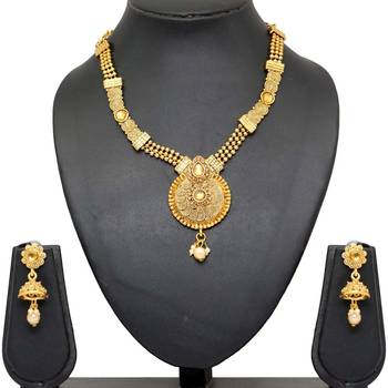 Gold necklace-sets 2