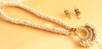 Splendid Antique White Peralcluster Bali Lakshmi Short Haar 1