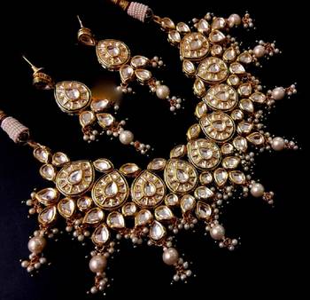 Wedding Royal Designer Gold Kundan Necklace Sets 1