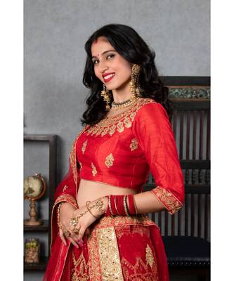 Red Embroidered Net Semi Stitched Lehenga With Dupatta 4