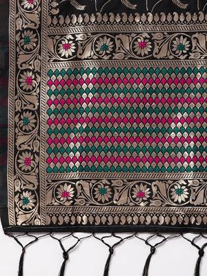 Women's Black Woven Banarasi Silk dupattas 2