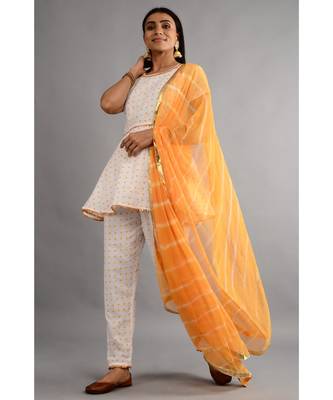 MaangTika kurta, Pant Set With Dupatta 2