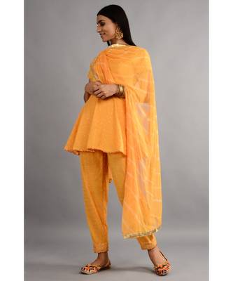 Naulakha Kurta, Pant With Dupatta 2