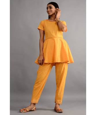 Naulakha Kurta, Pant With Dupatta 4