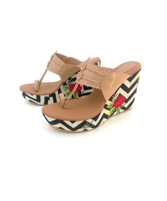 Nude Monochrome Wedges 1