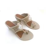 Azma Cr  me Kolhapuri