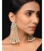 Kundan And Pearls Chandbaali