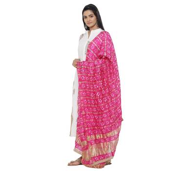 Pink Silk Bandhej Dupatta 2