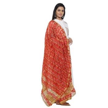 Red Silk Bandhej Dupatta 2