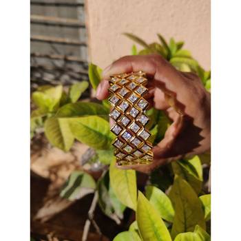 gold kundan bangles for women 6
