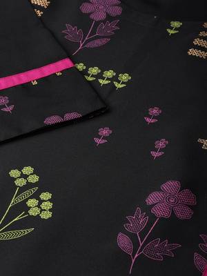 Women's Black Gold Print and Khadi Print Straight Crepe Kurta 5