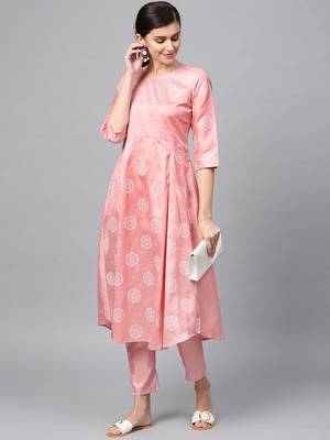 Women's Pink khadi print Flared Polysilk Kurta 2