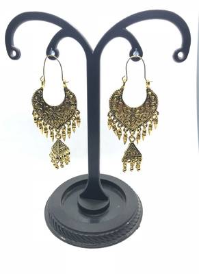 Gold crystal earrings 1