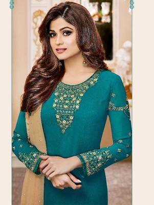 Green Wedding Wear Designer Straight Suit  2