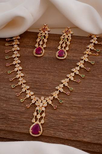 Golden ruby necklace and earrings set SHORT 