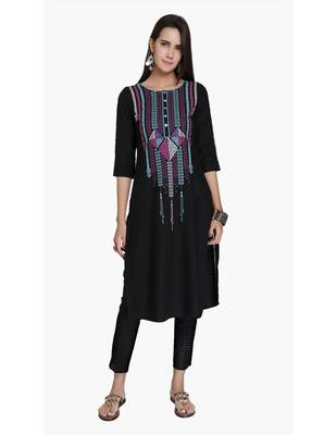 Black Cotton Slim Fit Embroidered Cigarette Trousers For Women's 2