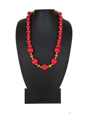 Red designer-jewellery 1
