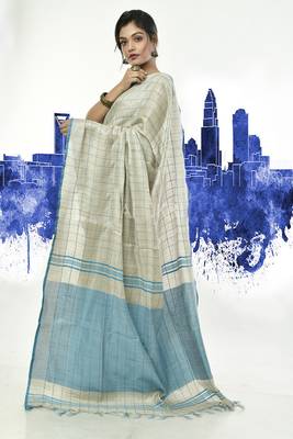 Silver woven linen saree with blouse 2