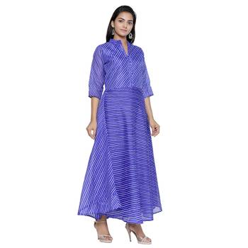 Blue Cotton Leheriya Printed Kurti 4