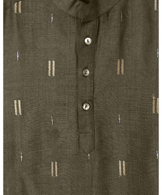grey plain tussar silk kurta with thread work 2