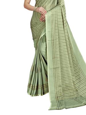Green Printed Shimmer Sarees With Unstitched Blouse 3