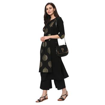 Women's Black Foil Print Straight Crepe Kurta 2