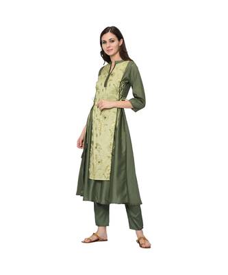 Women's Green Foil Print Flared Polysilk Kurta Pant Set 4