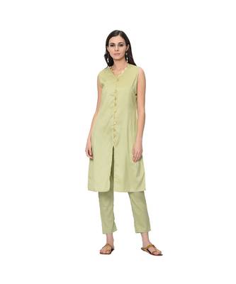 Women's Light Green Solid Straight Polysilk Kurta Pant Set 2