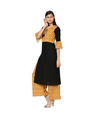 Women's Black Color A-Line Digital Print Kurti 5