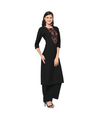 Women's Black Color Straight Foil Print Kurti 5