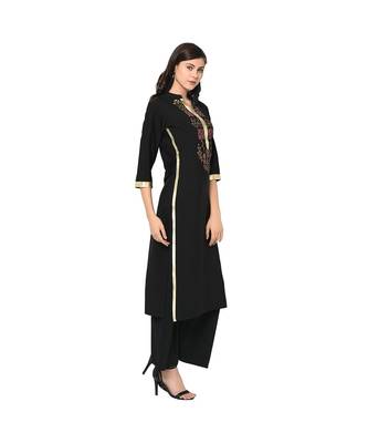 Women's Black Color Straight Foil Print Kurti 5
