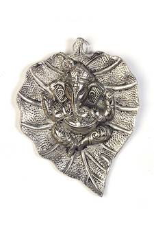 Oxidized White Metal Leaf Ganesha Idol Hanging 322
