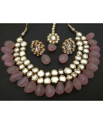 Pink Gold Tone Kundan Inspired Rose Quartz Necklace With Earrings Nad Maangtikka 1
