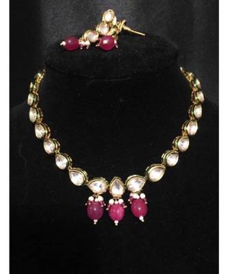 Gold Tone Kundan With Red Onyx Necklace Set 1