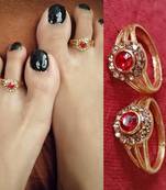 Gold toe-rings