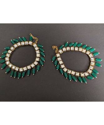 Green Gold Tone Kundan Anklets 2