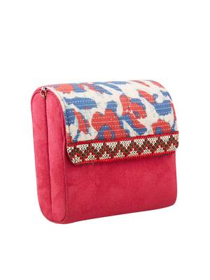Tarusa red cotton printed sling bag for women 2