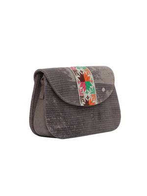 Tarusa slate grey cotton printed sling bag for women 2