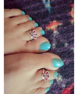 Red Stone Toe Ring 1