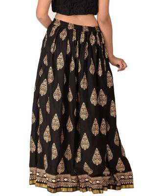 Black printed rayon skirts 3