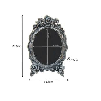Photo Frame Oval shaped with Floral Motif in Metal 2