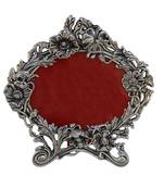Photo Frame Floral Motif in Metal