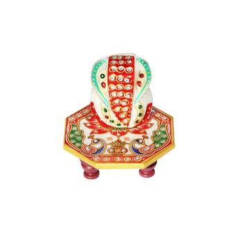 Ganesha on octagonal Chowki with Peacock Painted 1
