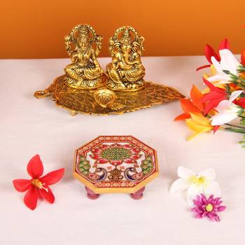 Marble Ocatagonal Puja Chowki set of 10 pc painted with Peacock design 2