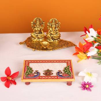 Marble Puja Chowki set of 6 pc Rectangle shape with Peacock design and Kalash 2